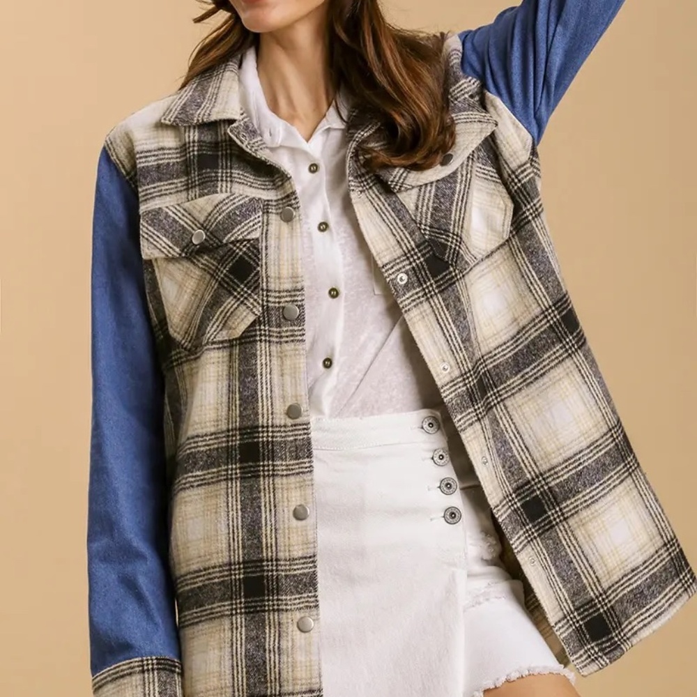 New UMGEE Plaid Flannel Fringe Shacket Magenta Black Snap Up Denim Sleeves - Picture 1 of 10